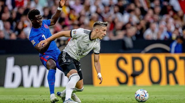 对方国家的 对方国家的