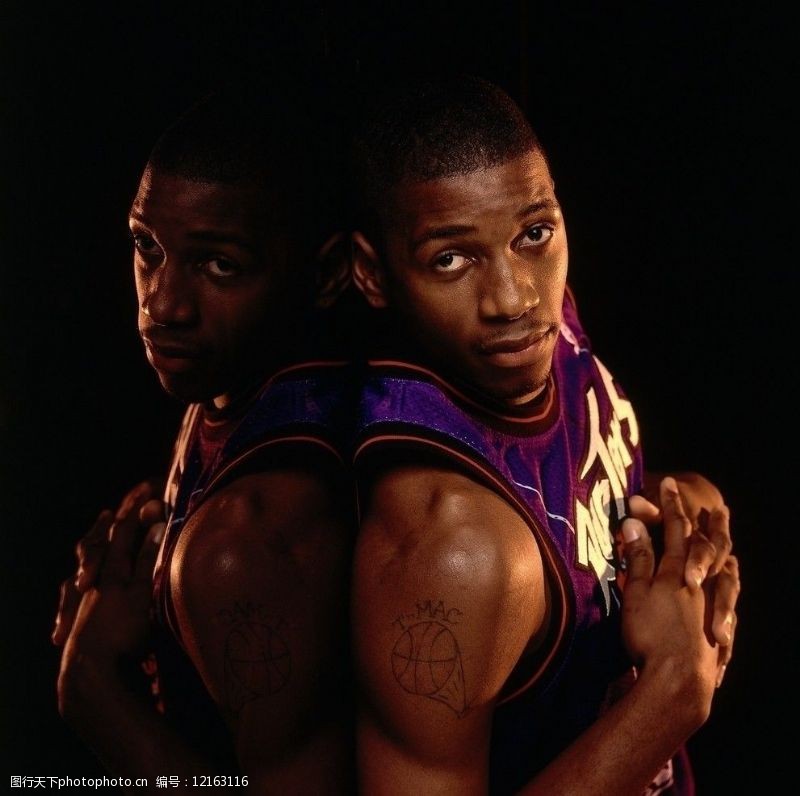 潜在优势的 潜在优势的