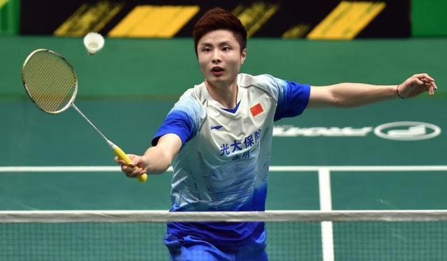 换个队只为 换个队只为